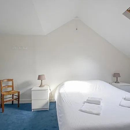 アパート Apt Triplex Spacieux Et Lumineux Plein Centre Face Cathedrale Proche Omaha Beach *