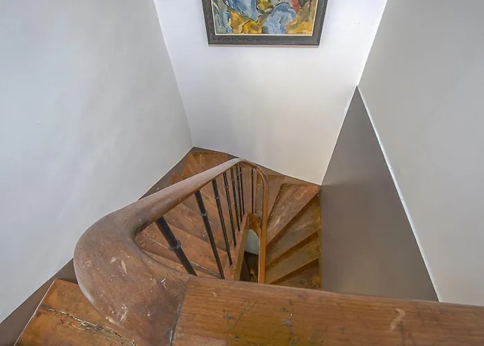 Apt Triplex Spacieux Et Lumineux Plein Centre Face Cathedrale Proche Omaha Beach Appartement Bayeux