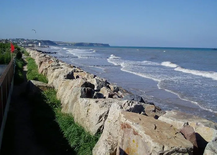 Apt Triplex Spacieux Et Lumineux Plein Centre Face Cathedrale Proche Omaha Beach *