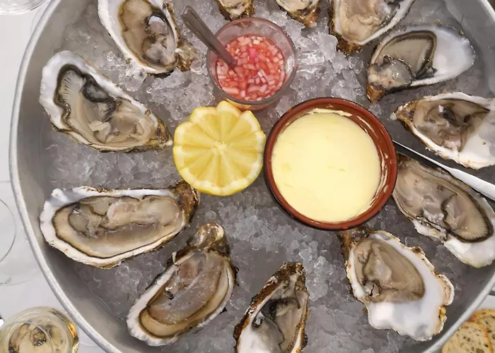 Appartement Apt Triplex Spacieux Et Lumineux Plein Centre Face Cathedrale Proche Omaha Beach Bayeux