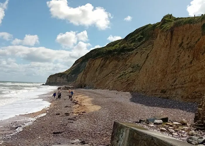 Apt Triplex Spacieux Et Lumineux Plein Centre Face Cathedrale Proche Omaha Beach Appartement *