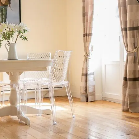 Apt Triplex Spacieux Et Lumineux Plein Centre Face Cathedrale Proche Omaha Beach *