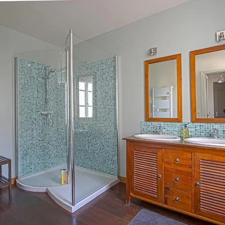 Appartamento Apt Triplex Spacieux Et Lumineux Plein Centre Face Cathedrale Proche Omaha Beach *