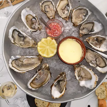 Appartamento Apt Triplex Spacieux Et Lumineux Plein Centre Face Cathedrale Proche Omaha Beach Bayeux