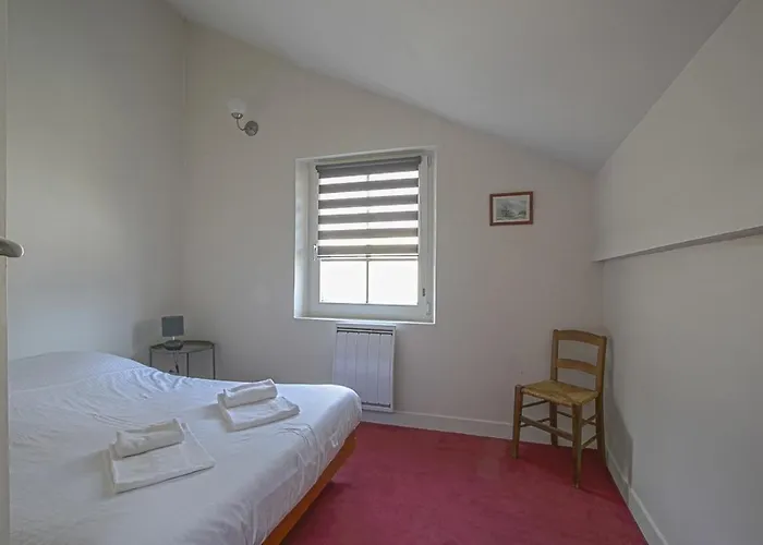 Apt Triplex Spacieux Et Lumineux Plein Centre Face Cathedrale Proche Omaha Beach Appartement