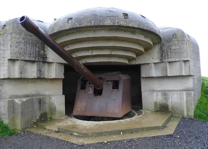 Appartement Apt Triplex Spacieux Et Lumineux Plein Centre Face Cathedrale Proche Omaha Beach Bayeux